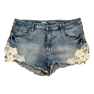 EUC LACE JEAN SHORTS